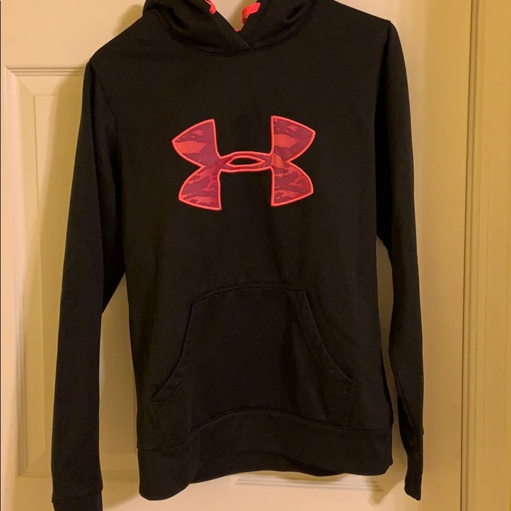 Under Armour sweatshirt